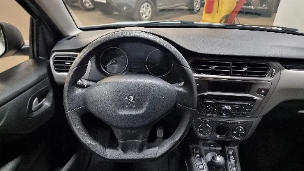 Peugeot 301 photo-10